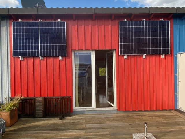 Photovoltaikanlage Fassade